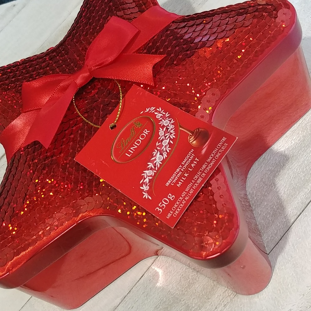 🎉2/$16 Lindt Red Sequin Star Tin - Empty/ Collectable